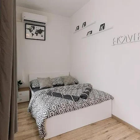Sancova Serenity Spot 아파트 *